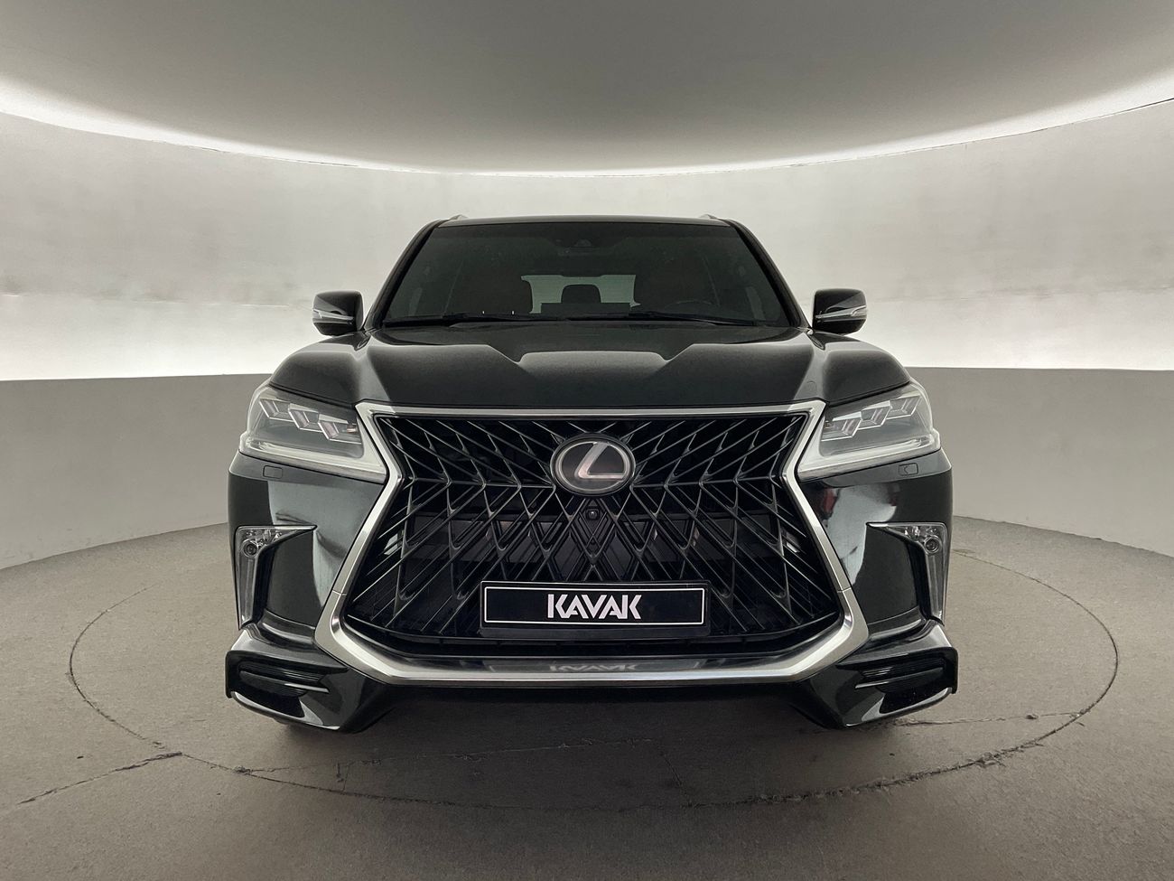 Lexus LX 570 Platinum | Guaranteed Warranty | 0 Down Payment