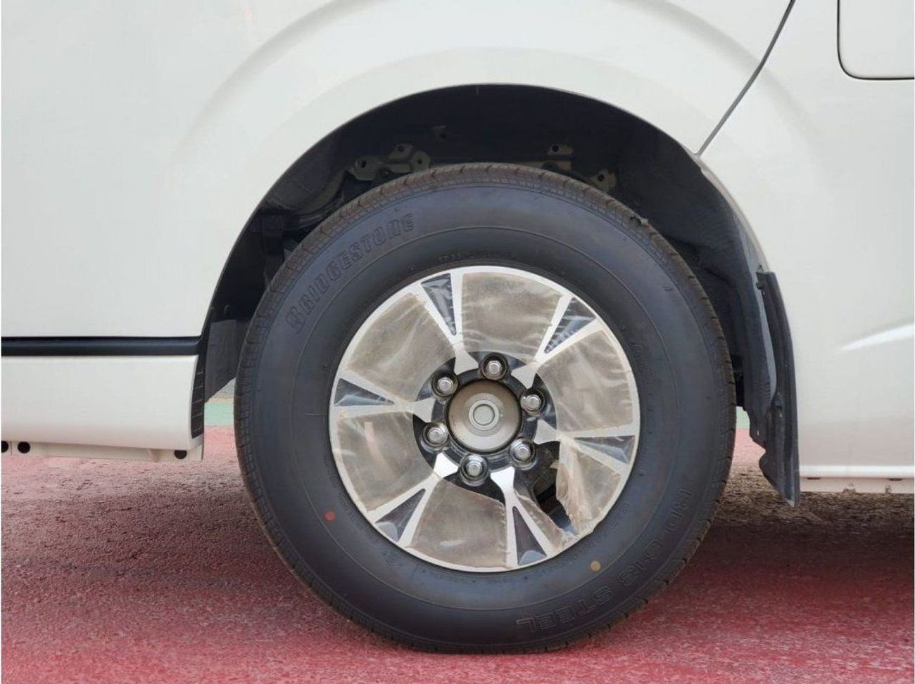 تويوتا هاياس High Roof  old shape  model 2.5L Diesel 15 seats GL 2026 model