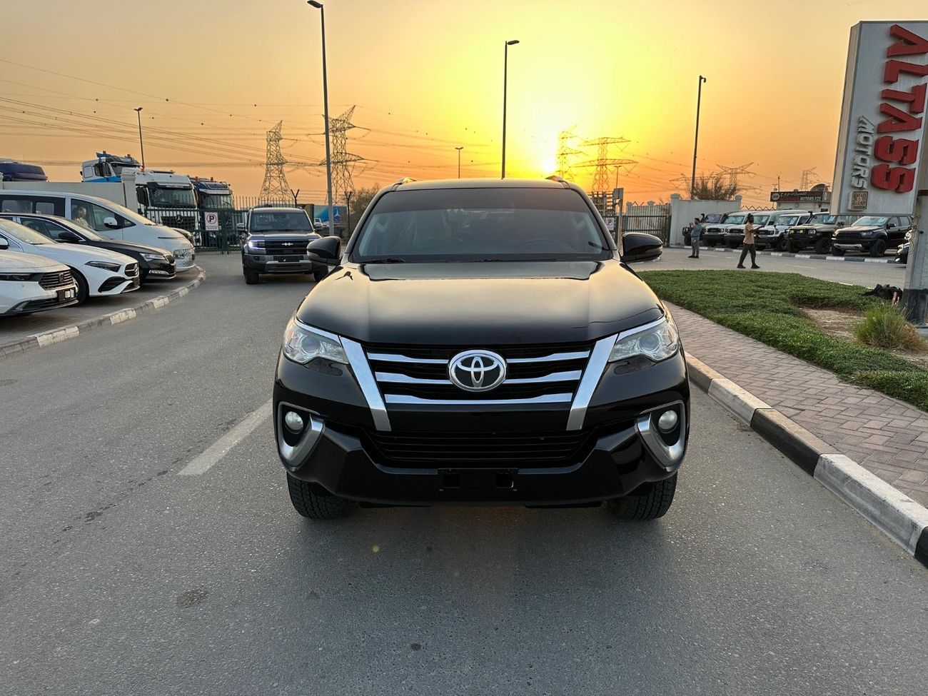 Toyota Fortuner EXR 2.7L (164 HP)