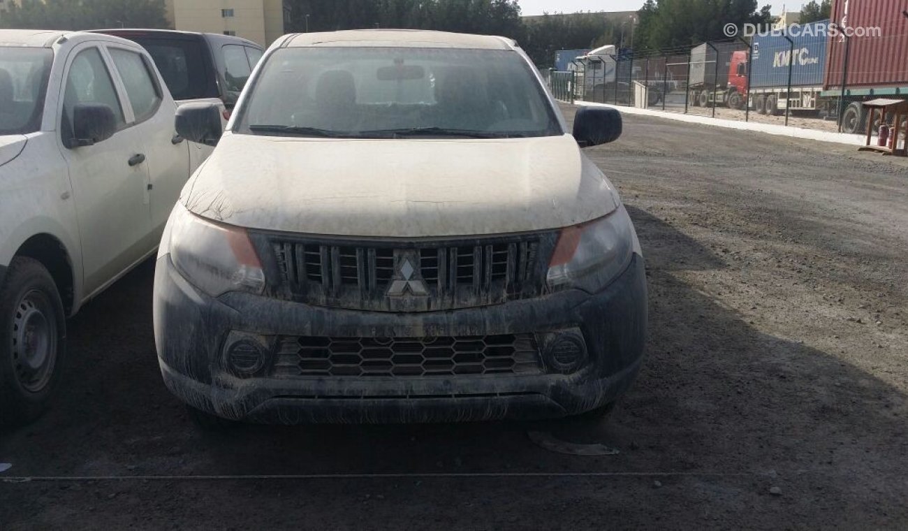 Mitsubishi L200 4X2 Diesel Standard option Pickup