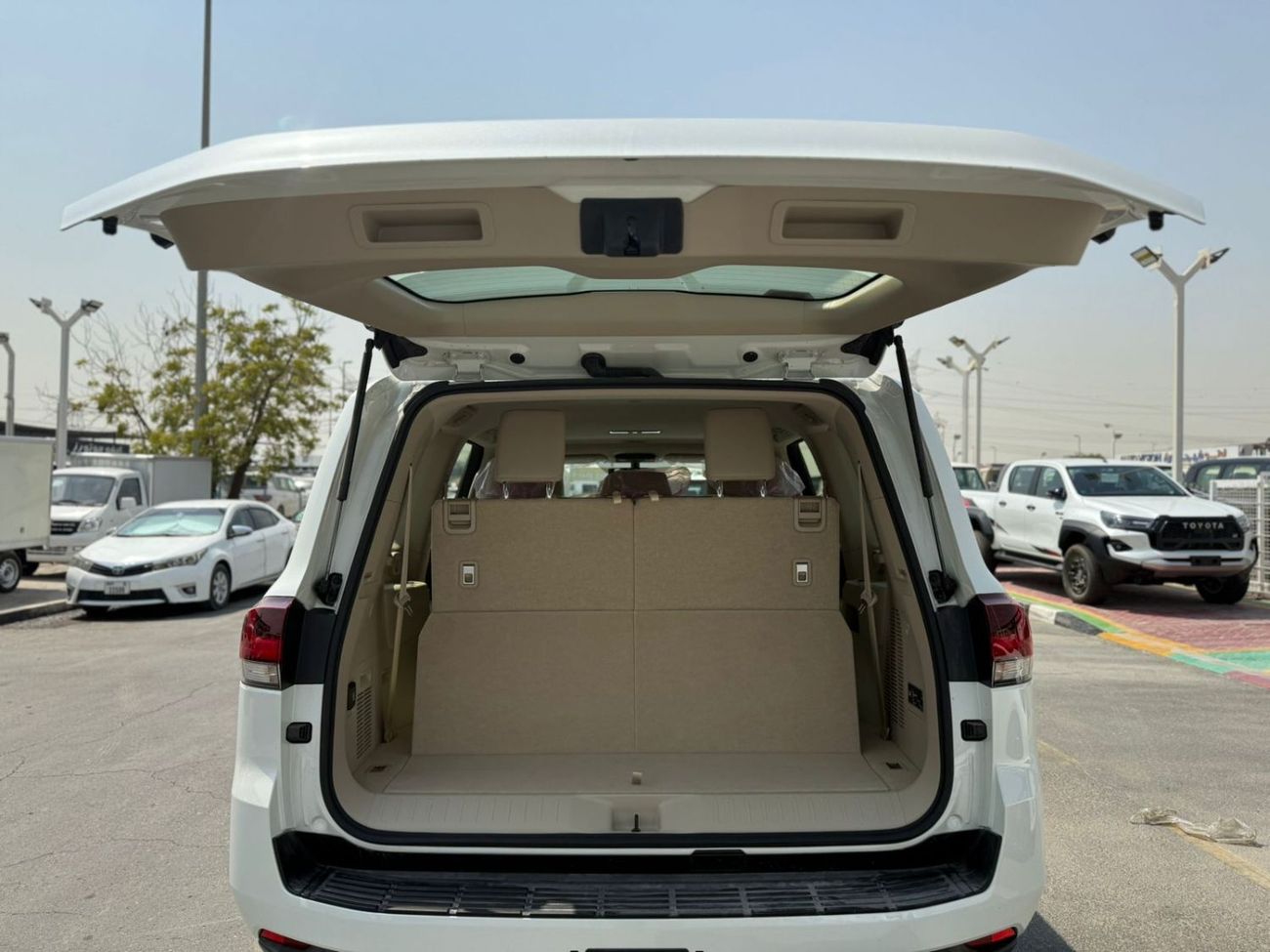 Toyota Land Cruiser GXR-G1 3.3L DIESEL TWIN TURBO , SUNROOF , 2025 MODEL