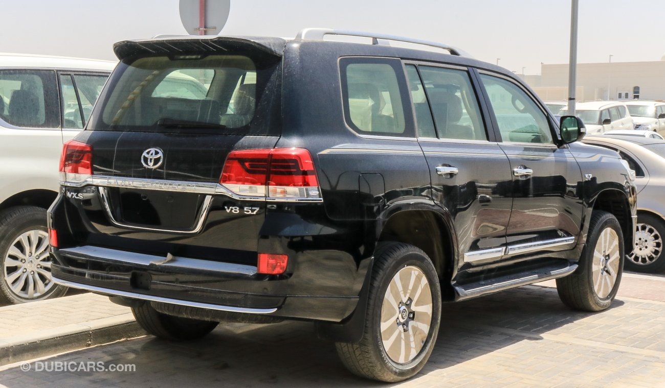 Toyota Land Cruiser VXS 5.7 V8