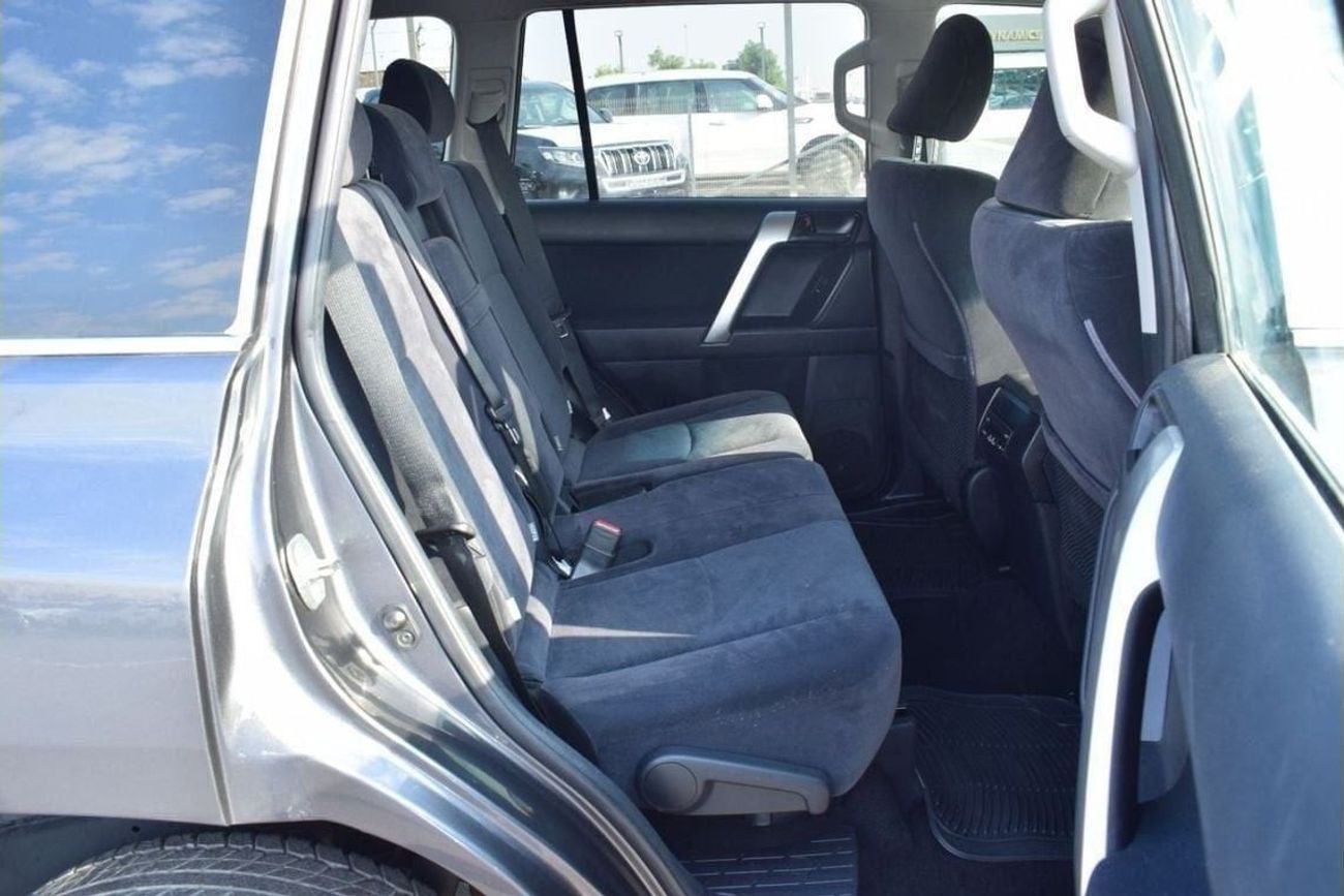 تويوتا برادو Diesel 2.8 Liter Right Hand Drive 4 Doors Manual Gear