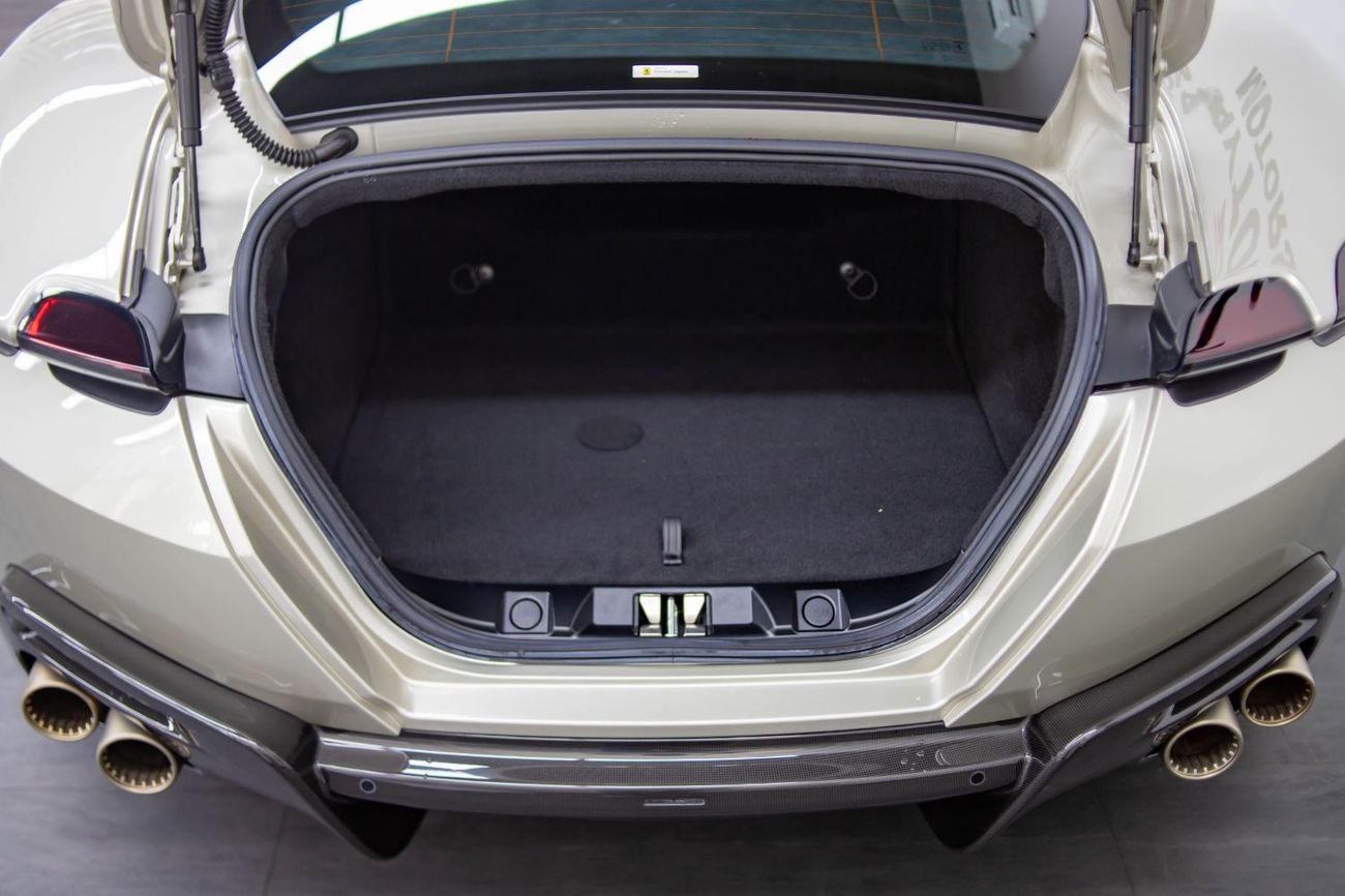 فيراري روما FERRARI ROMA | 2021 | Exterior And Interior Carbon Fiber |  1,900 km