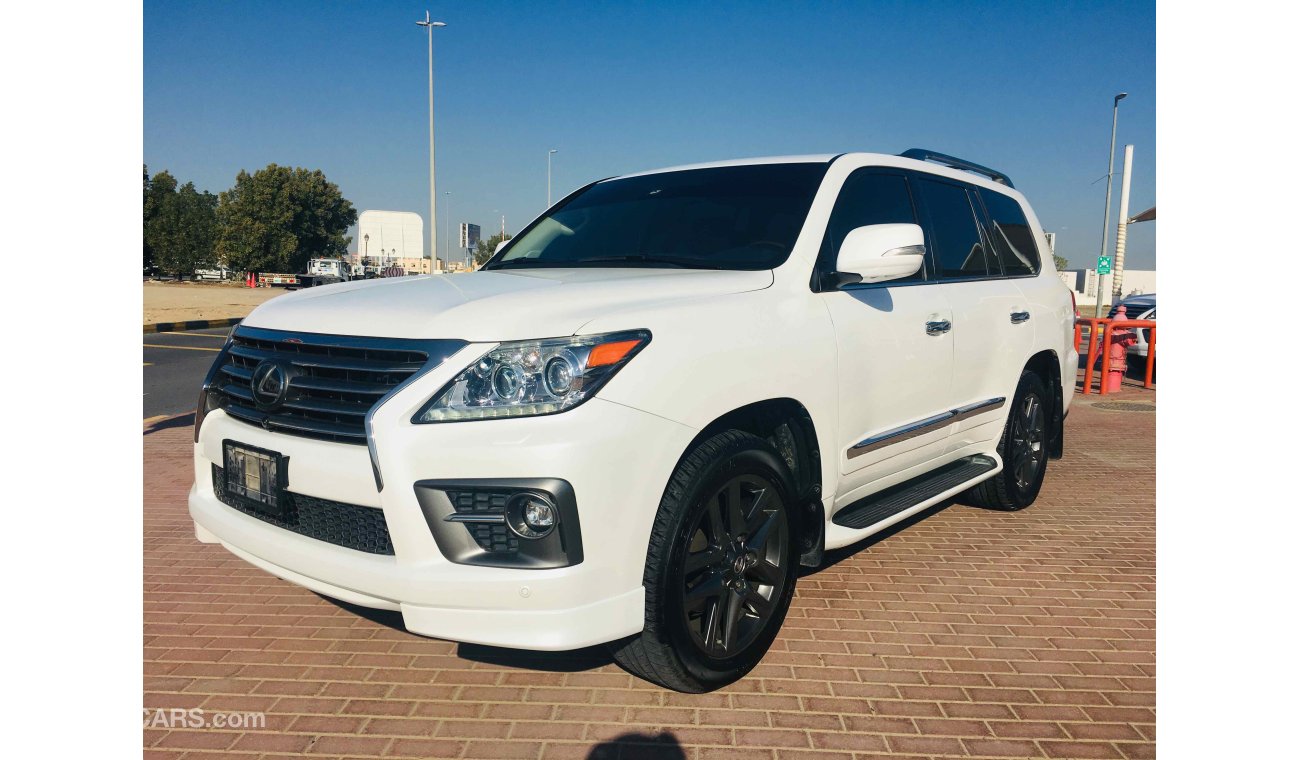 Lexus LX570