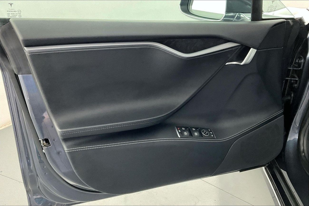 تسلا Model S 100D