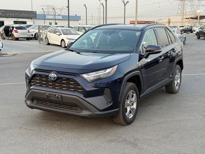 تويوتا راف ٤ XLE 2.5L