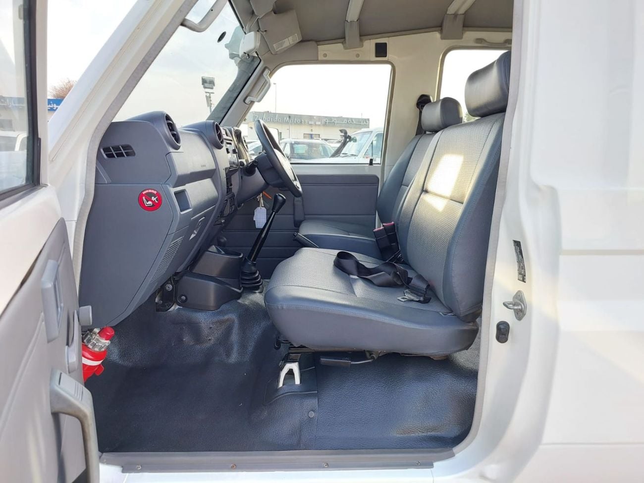 تويوتا لاند كروزر TOYOTA LAND CRUISER SUV RHD 2017 MODEL 4.2 L DIESEL MANUAL(PM89605)