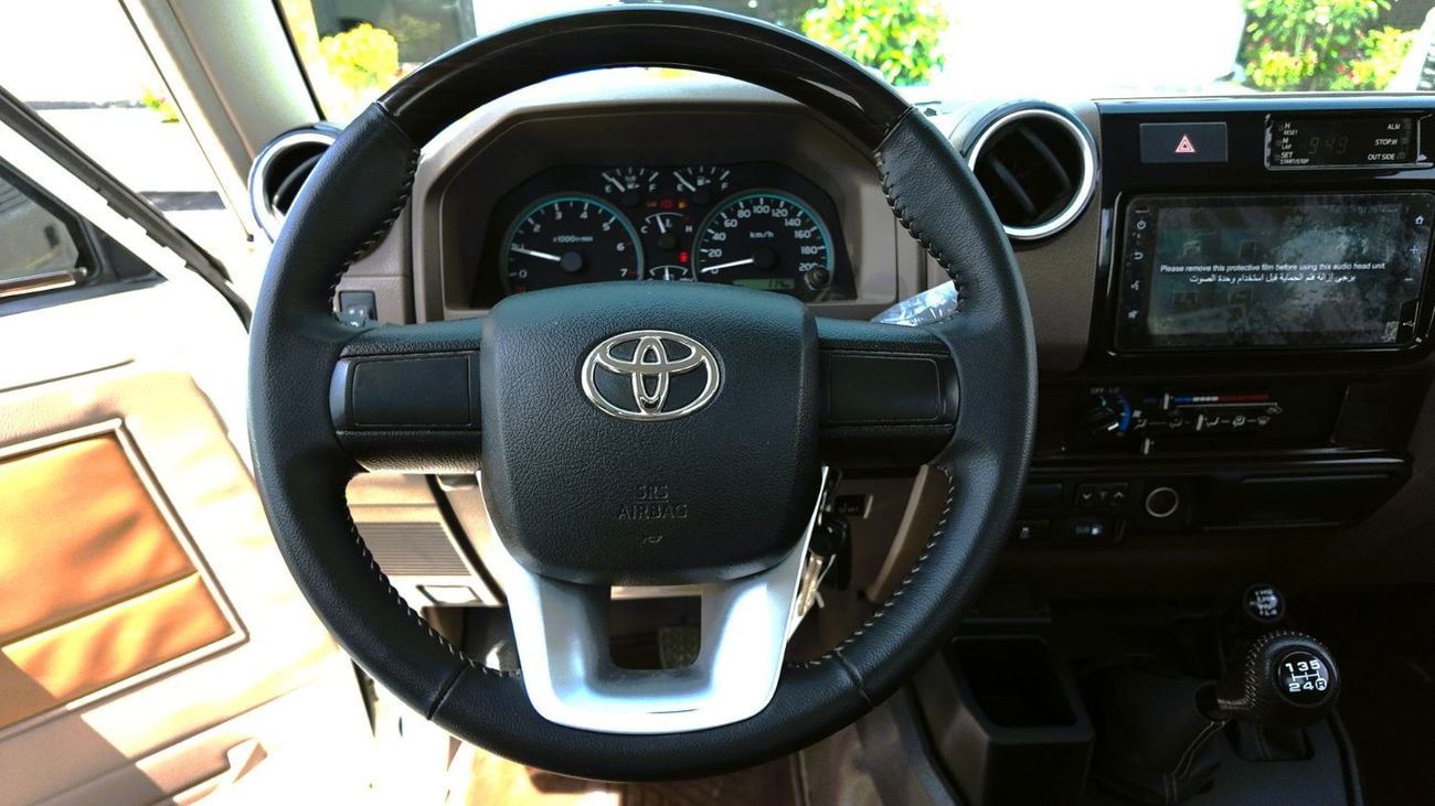 Toyota Land Cruiser Pick Up TOYOTA LC 70 LX V6 70th Anniversary