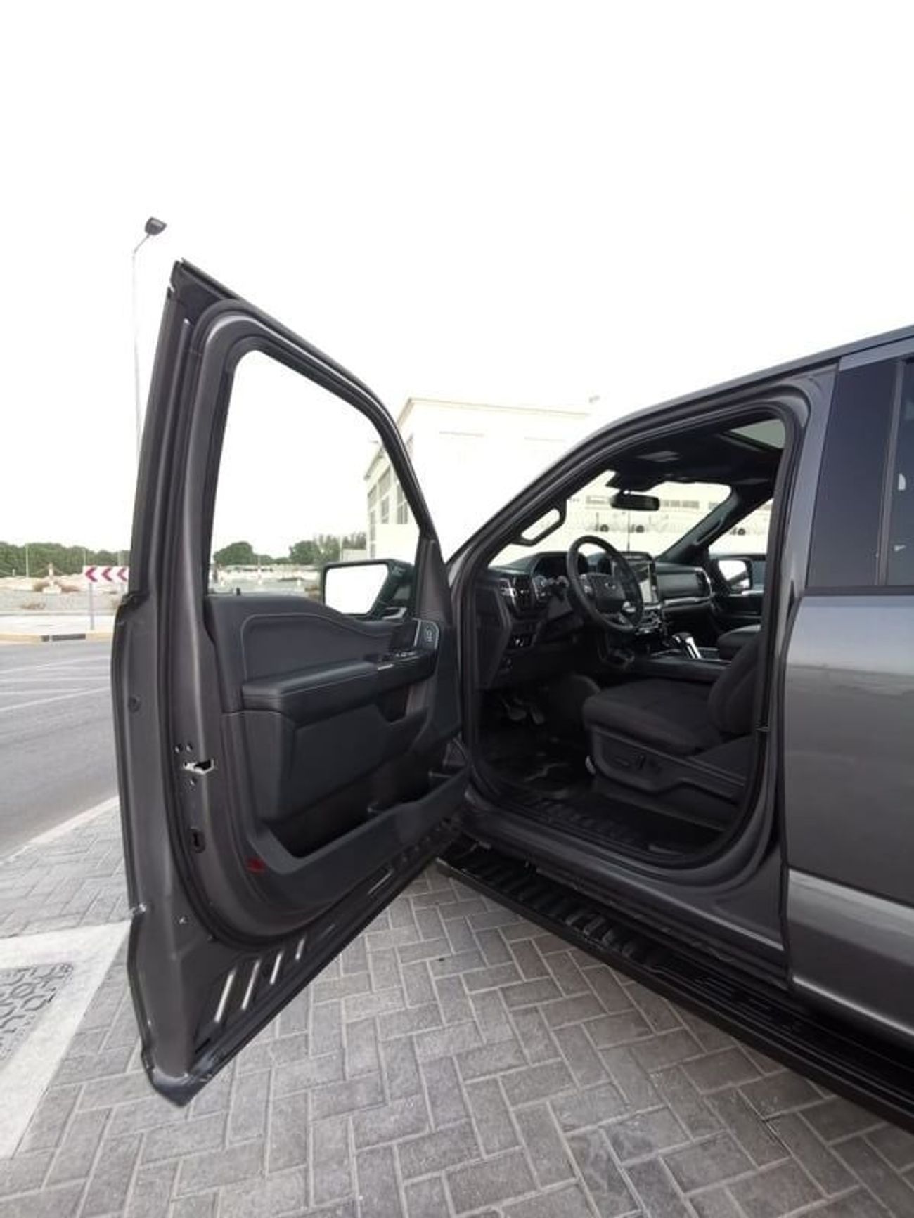 فورد F 150 Ford F-150 XLT Sport - 2023 - Grey