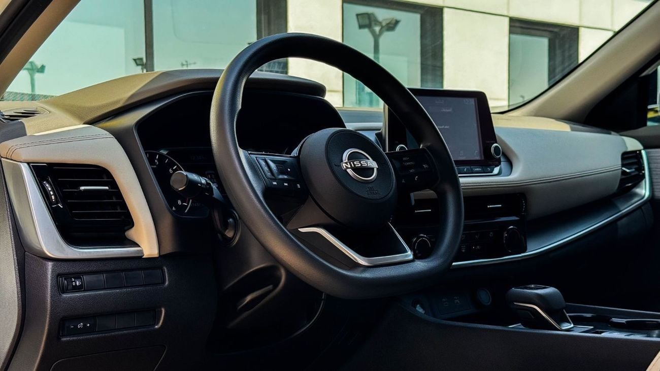 نيسان إكس تريل S 2.5L (169 HP) FWD (5 Seater)