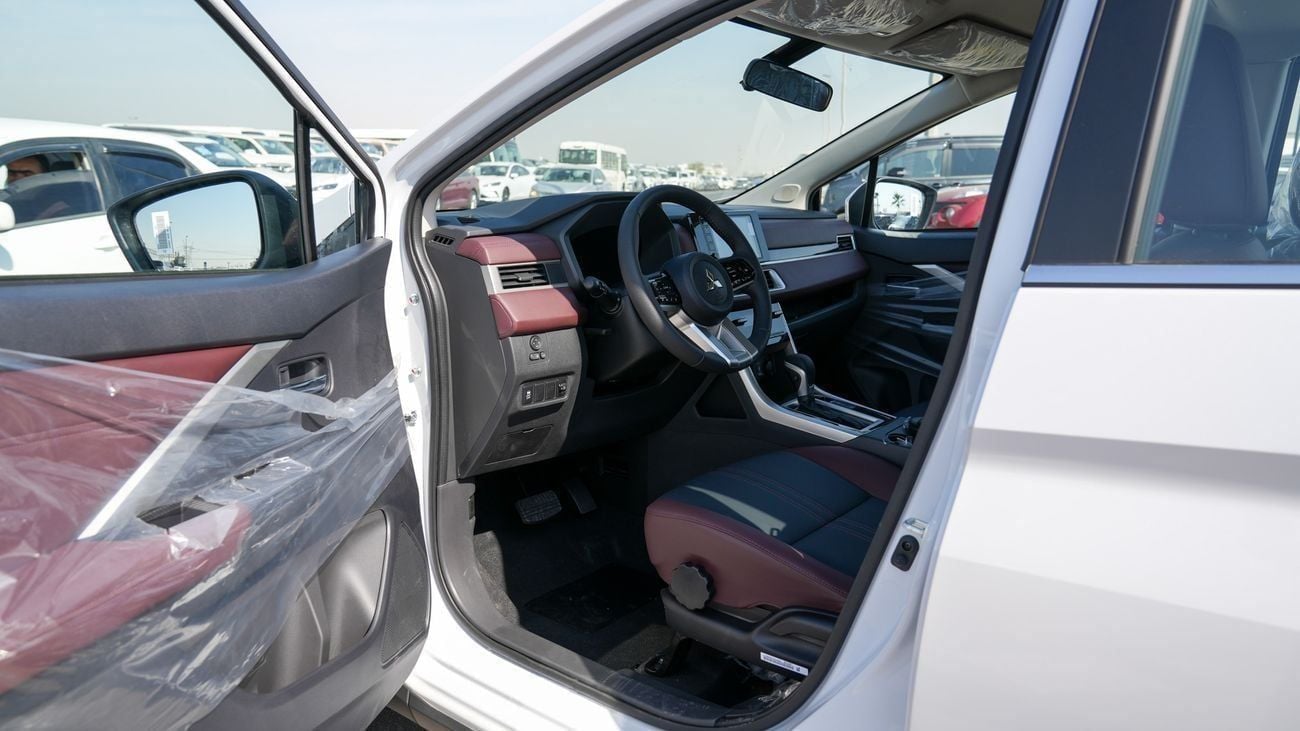 Mitsubishi Xpander Cross Brand New Mitsubishi Xpander Cross N-XP-CR-1.5-P-26 2026 – 1.5L 4-Cylinder Premium – GCC Specs – Exp