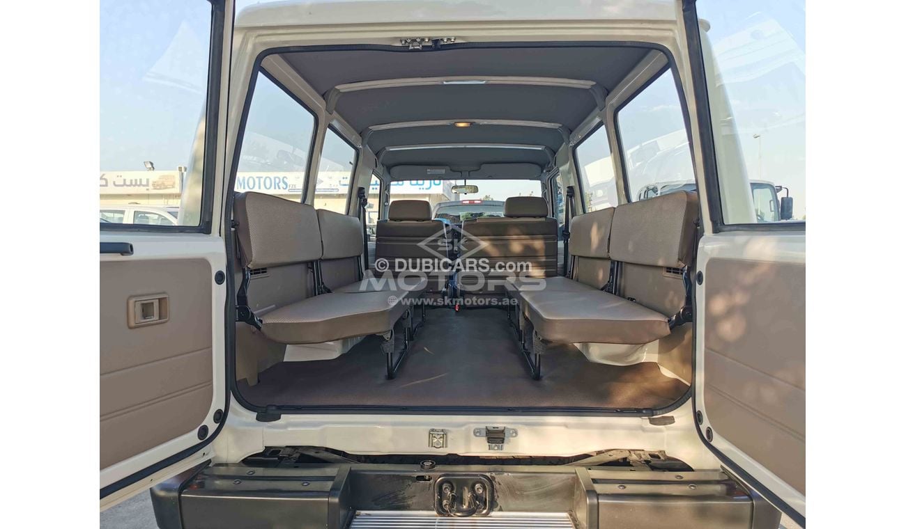 Toyota Land Cruiser 70 4.2L DIESEL, FOR GHANA AND COTE DE IVORY (CODE # HTLX78)