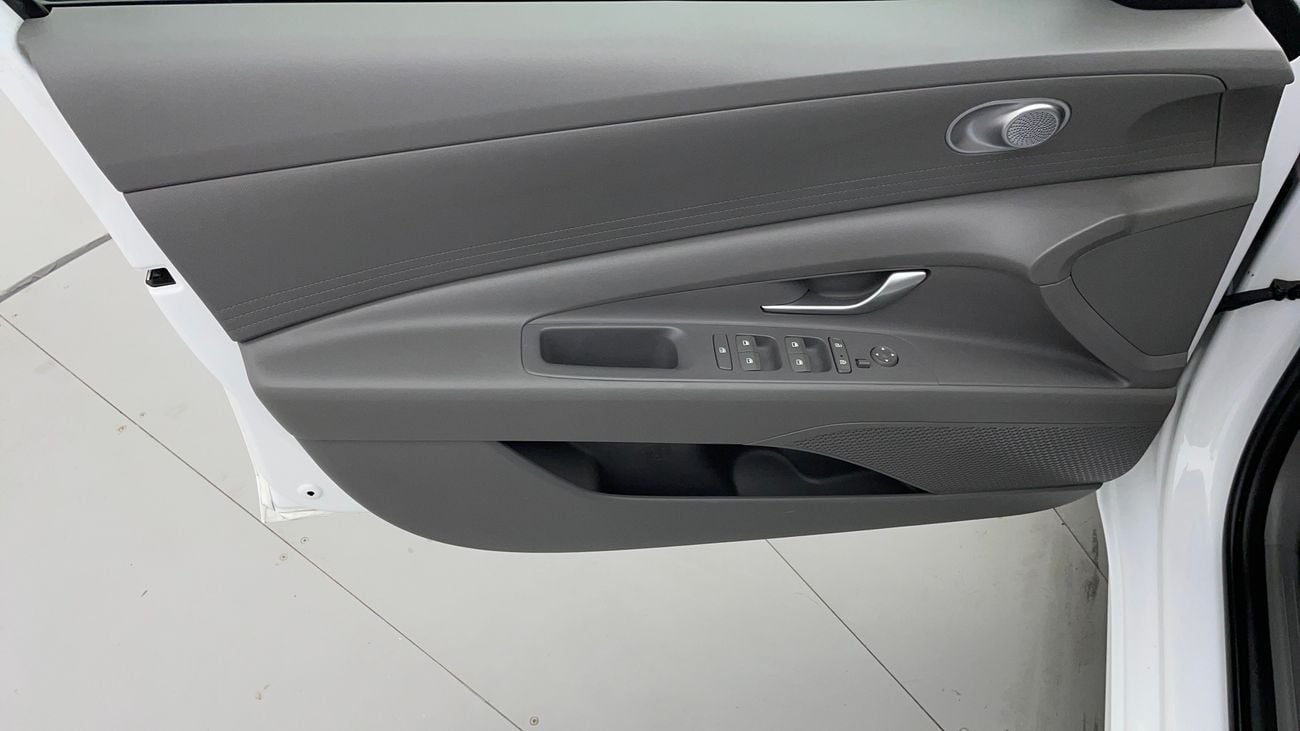 Hyundai Elantra GL 1.6 | Zero Down Payment | Free Home Test Drive