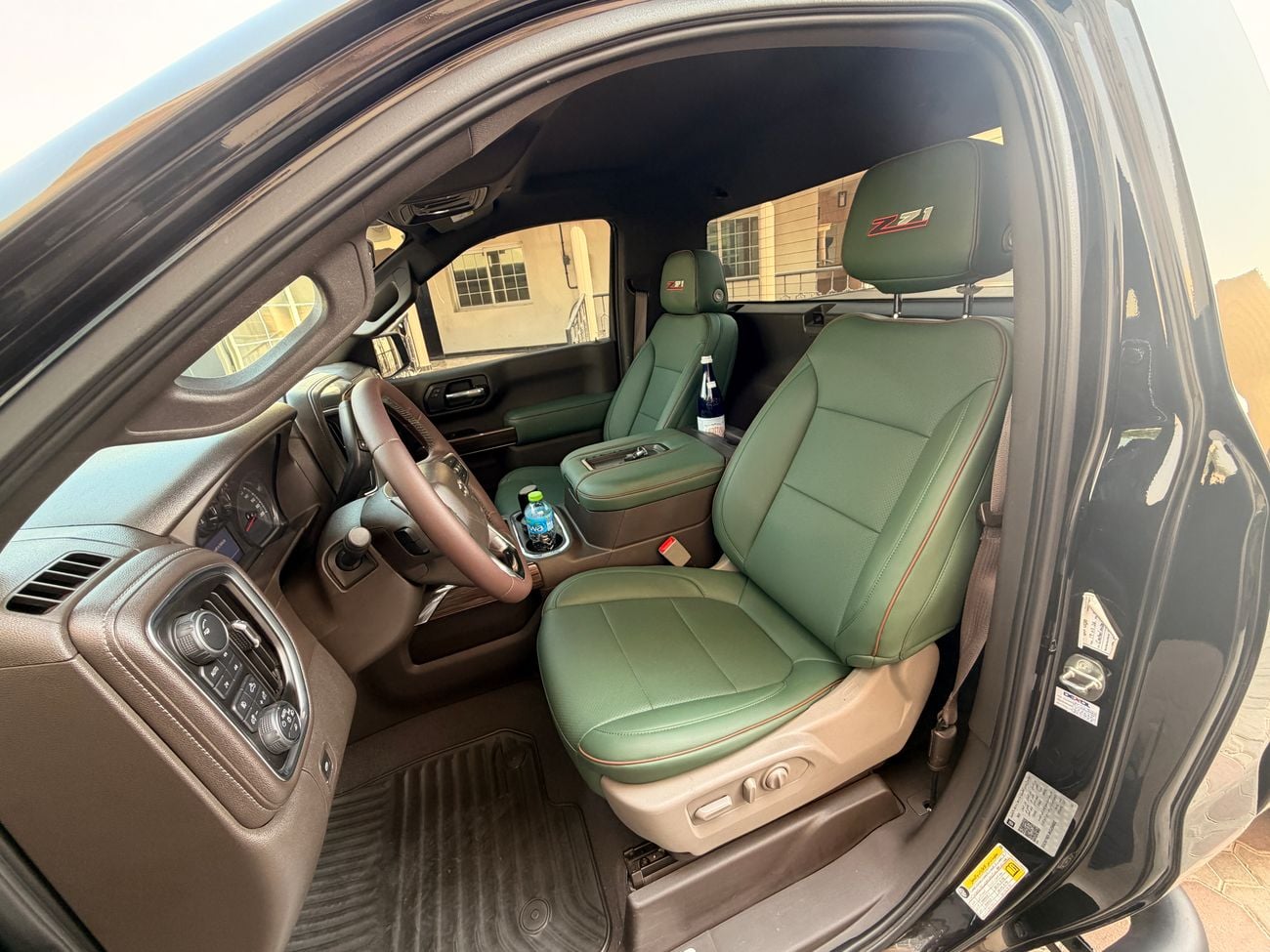 Chevrolet Silverado 1500 REG/CAB 2LT RST