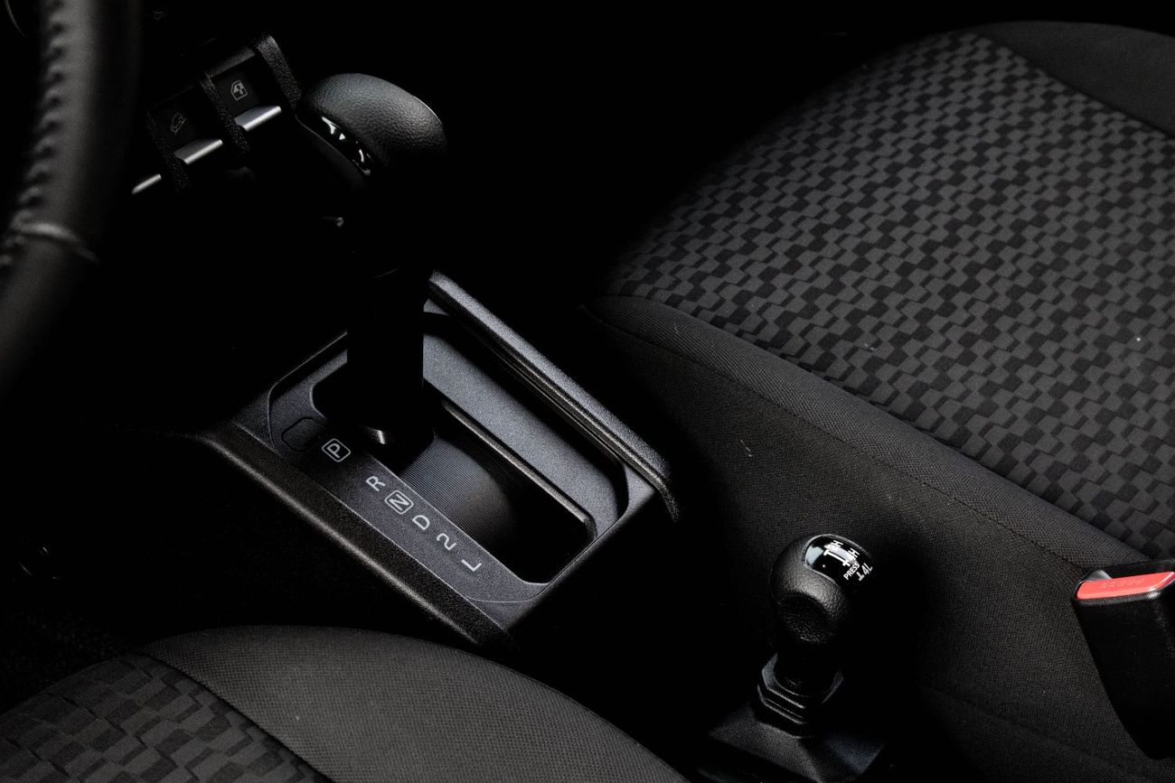 Suzuki Jimny GLX 5DR A/T | 1,625 P.M  | 0% Downpayment | Pristine Condition!