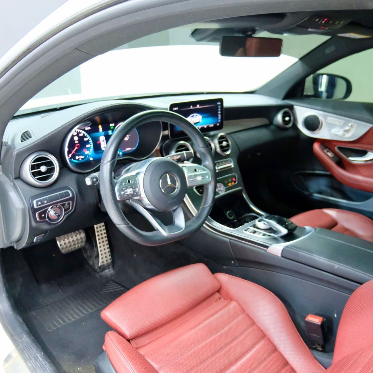 مرسيدس بنز C 300 كوبيه AED 2,115 P.M l 0% Down Payment l C300 AMG Coupe l 1 Years Warranty