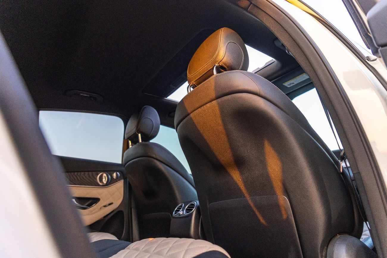 مرسيدس بنز GLC 300 2018 Mercedes GLC300 3years warranty, 2 years service, free registration, contact number 0507273386