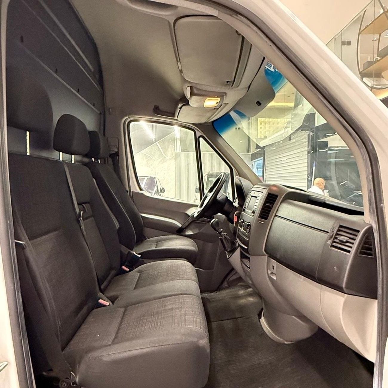 مرسيدس بنز سبرينتر manual Mercedes-Benz V-Class 220 2018 مواصفات خليجية