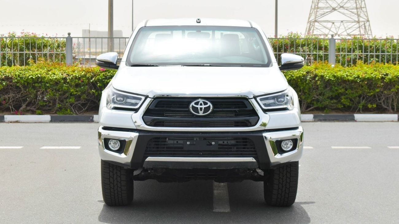 تويوتا هيلوكس GLS DIESEL ECTAGR003 – 2026 Toyota Hilux Double Cab High Options - 2.4L Diesel Manual 4wd – White w Black