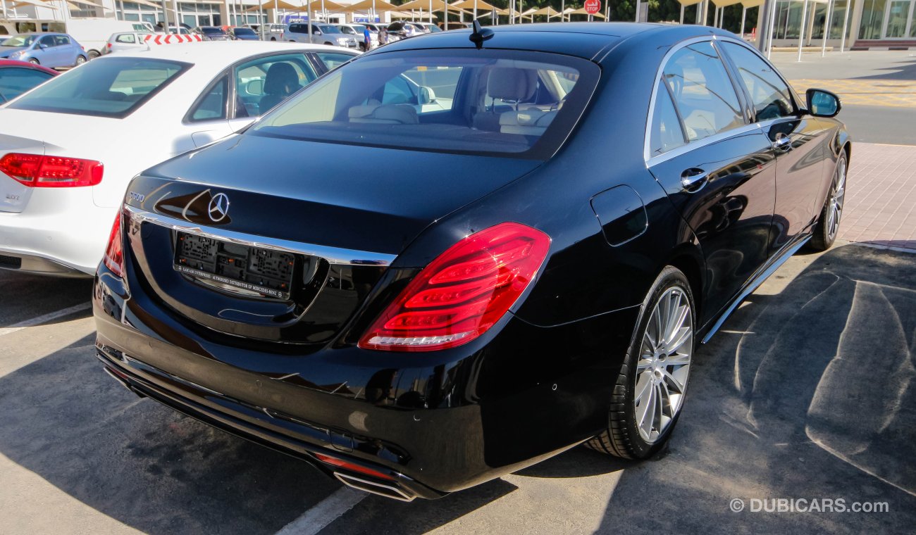 Mercedes-Benz S 500