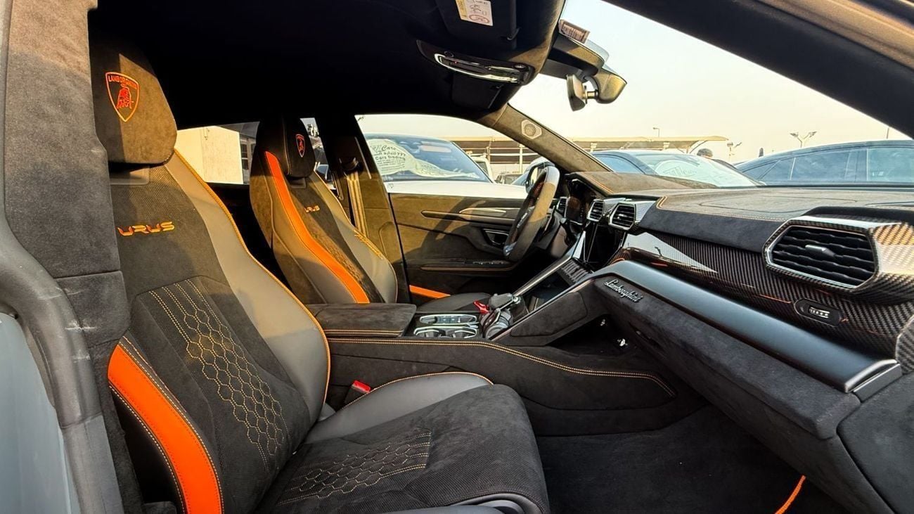 Lamborghini Urus 4.0T V8 Performante LAMBORGHINI URUS Performante -  4.0T V8 - 2024 - DEALER WARRANTY