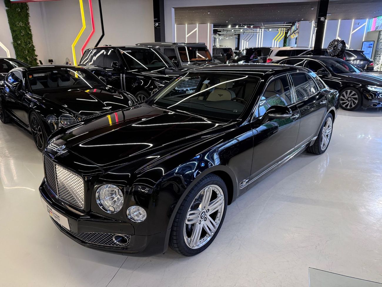 بنتلي مولسان 2012 Bentley Mulsanne - Only 48,000KM - Good Condition