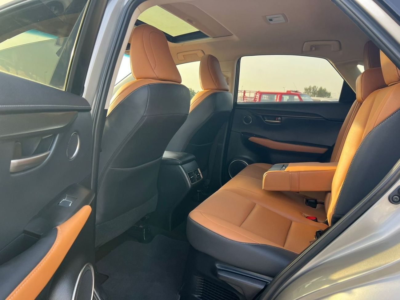 لكزس NX 300 2021 LEXUS NX 300 -2.0 L - V4 - Sunroof - Push Start - Leather & Electric Seats - Trunk Automatic -