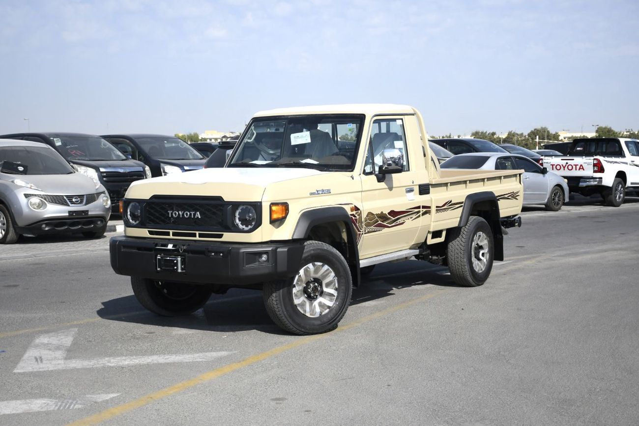 Toyota Land Cruiser Pick Up 79 series 4.0L Automatic with Diff lock