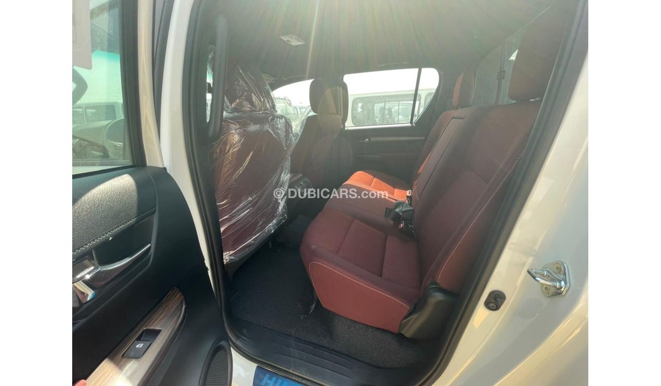 Toyota Hilux HILUX ADVENTURE 4.0L, PETROL, 4WD, MODEL 2021 COLOR WHITE AUTOMATIC WITH PUSH START FOR EXPORT