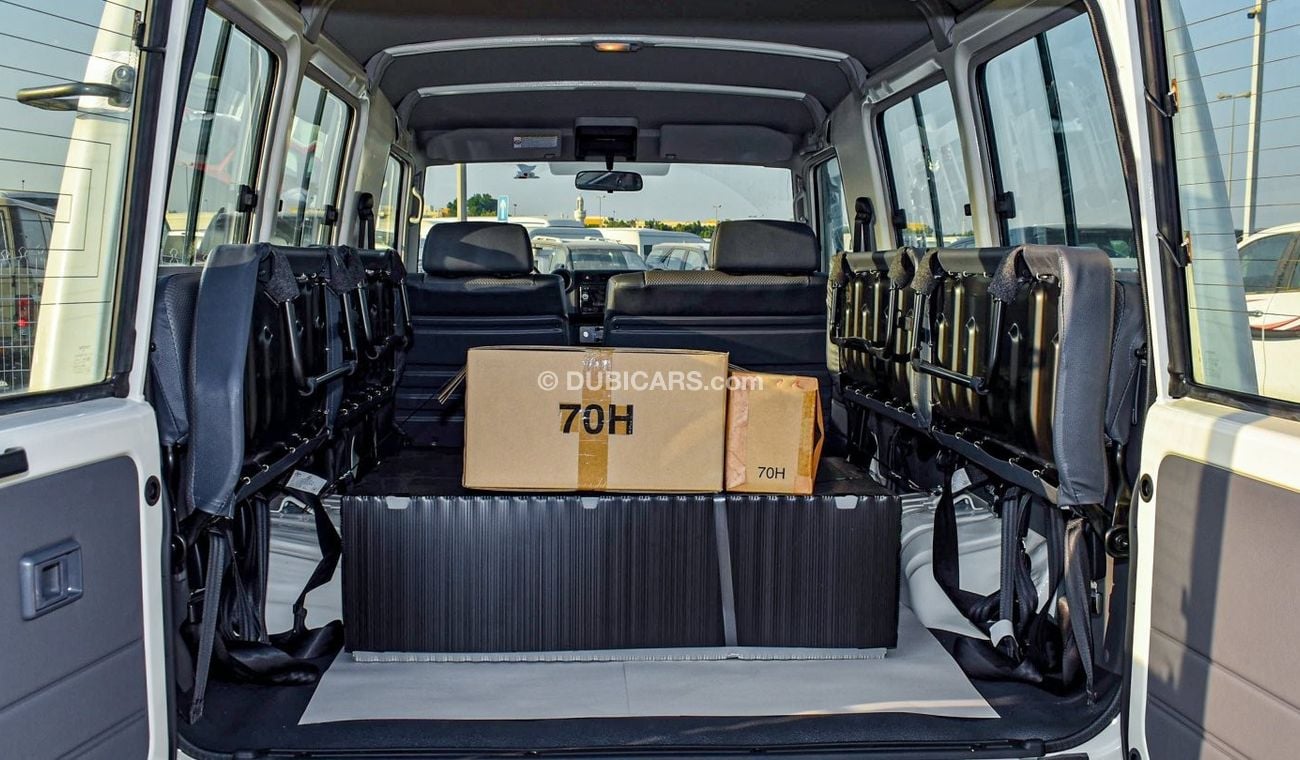 Toyota Land Cruiser 70