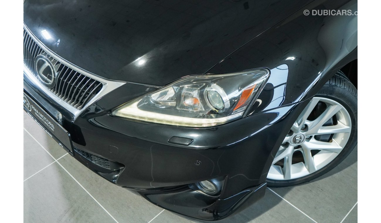 لكزس IS 300 2011 Lexus IS 300 / Full Service History / 1 Expat Owner From New