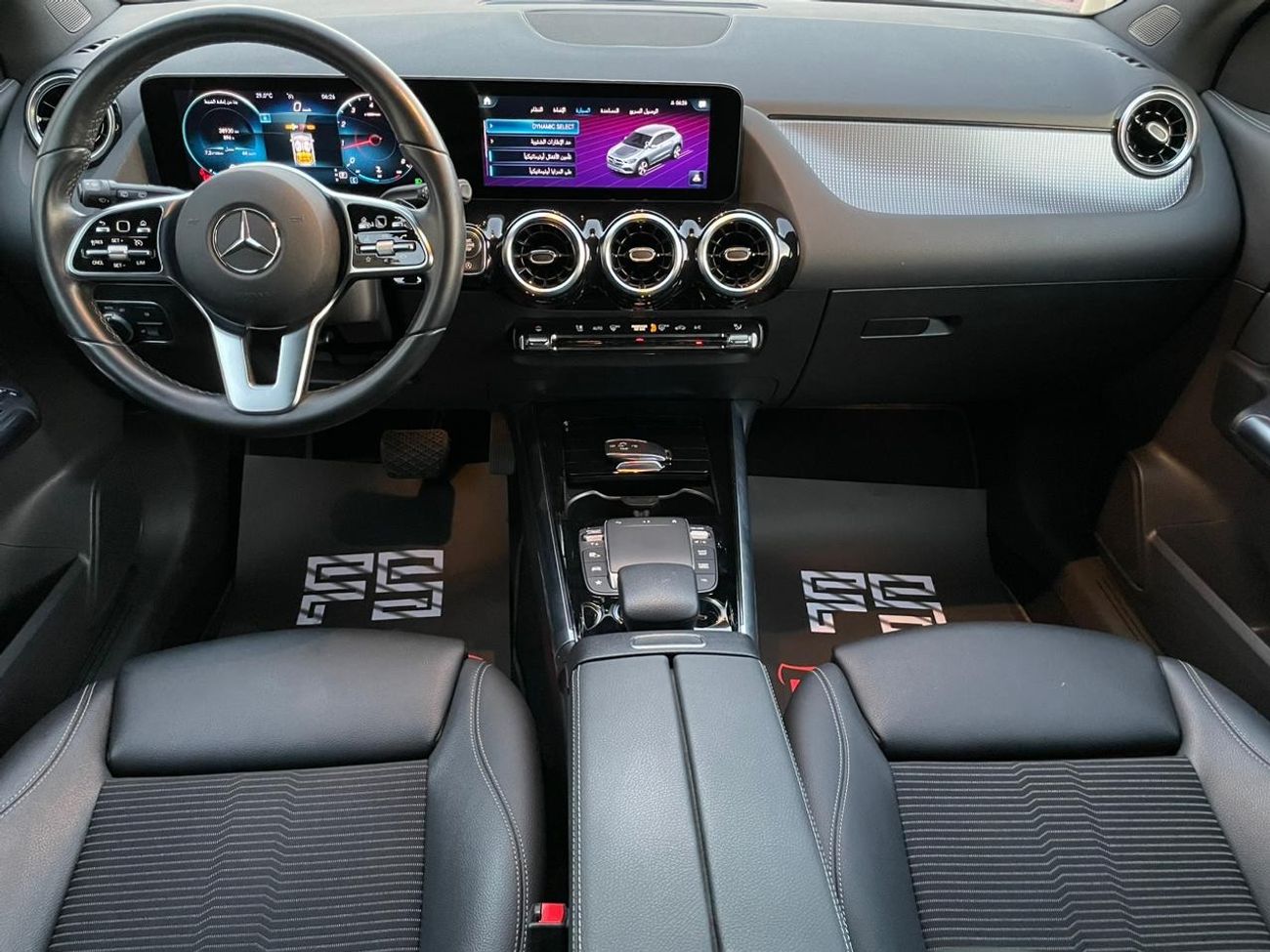 مرسيدس بنز GLA 200 بريميوم