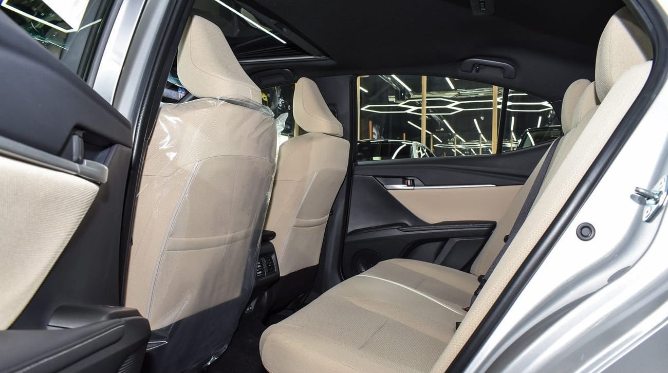 Toyota Camry E-PLUS. HEV