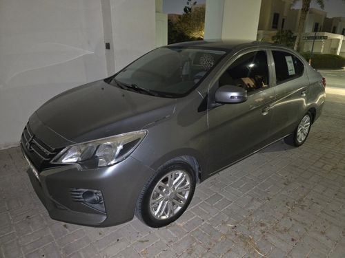 Mitsubishi Attrage GLX