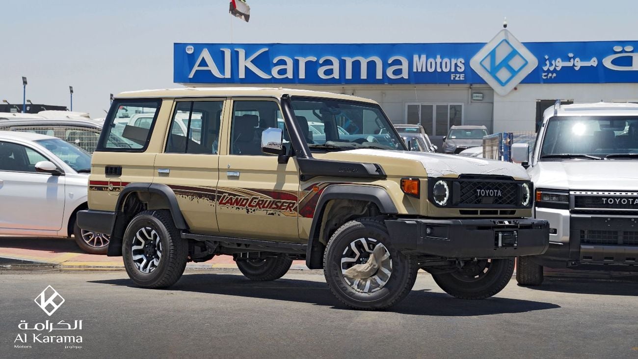 تويوتا لاند كروزر 70 LC76 LX 2.8L | 5 Door | 4WD Automatic | Touchscreen Infotainment with Apply Car Play