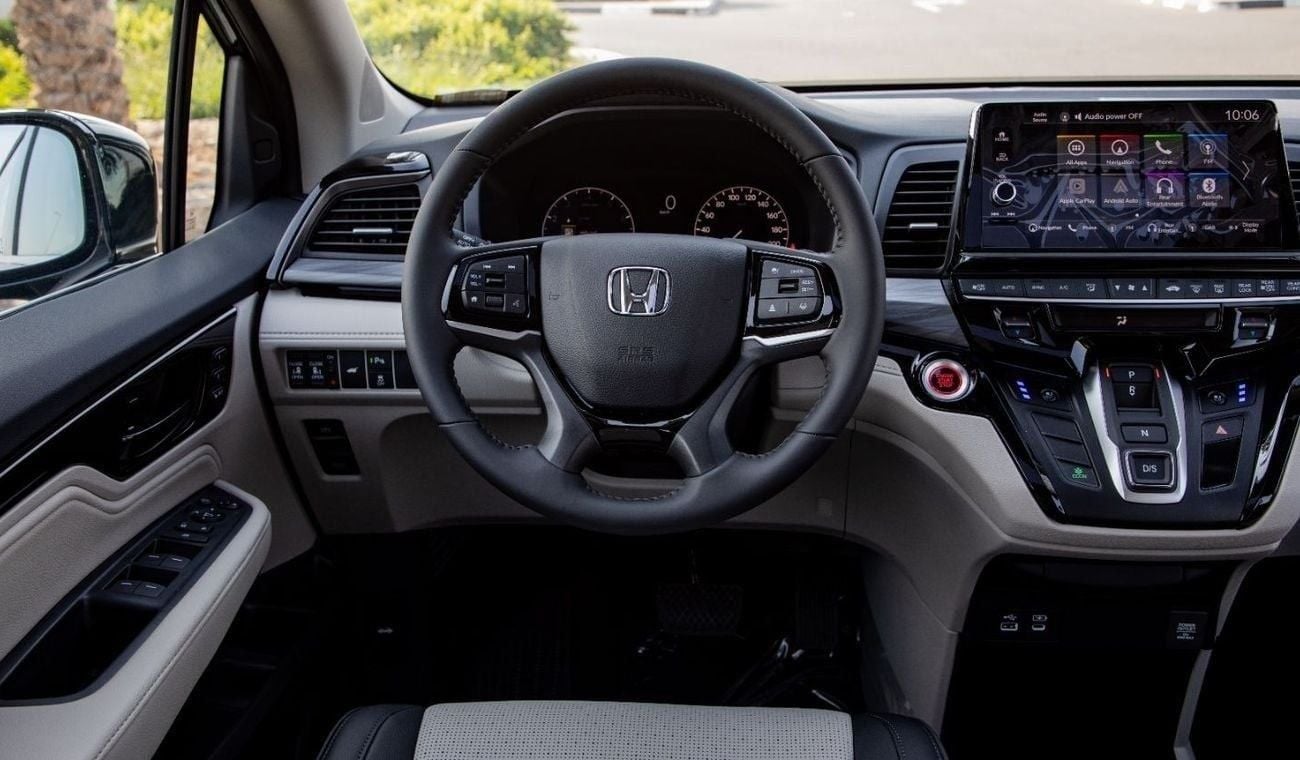 هوندا أوديسي Touring GCC/2025/3 years warranty. For Local Registration +10%