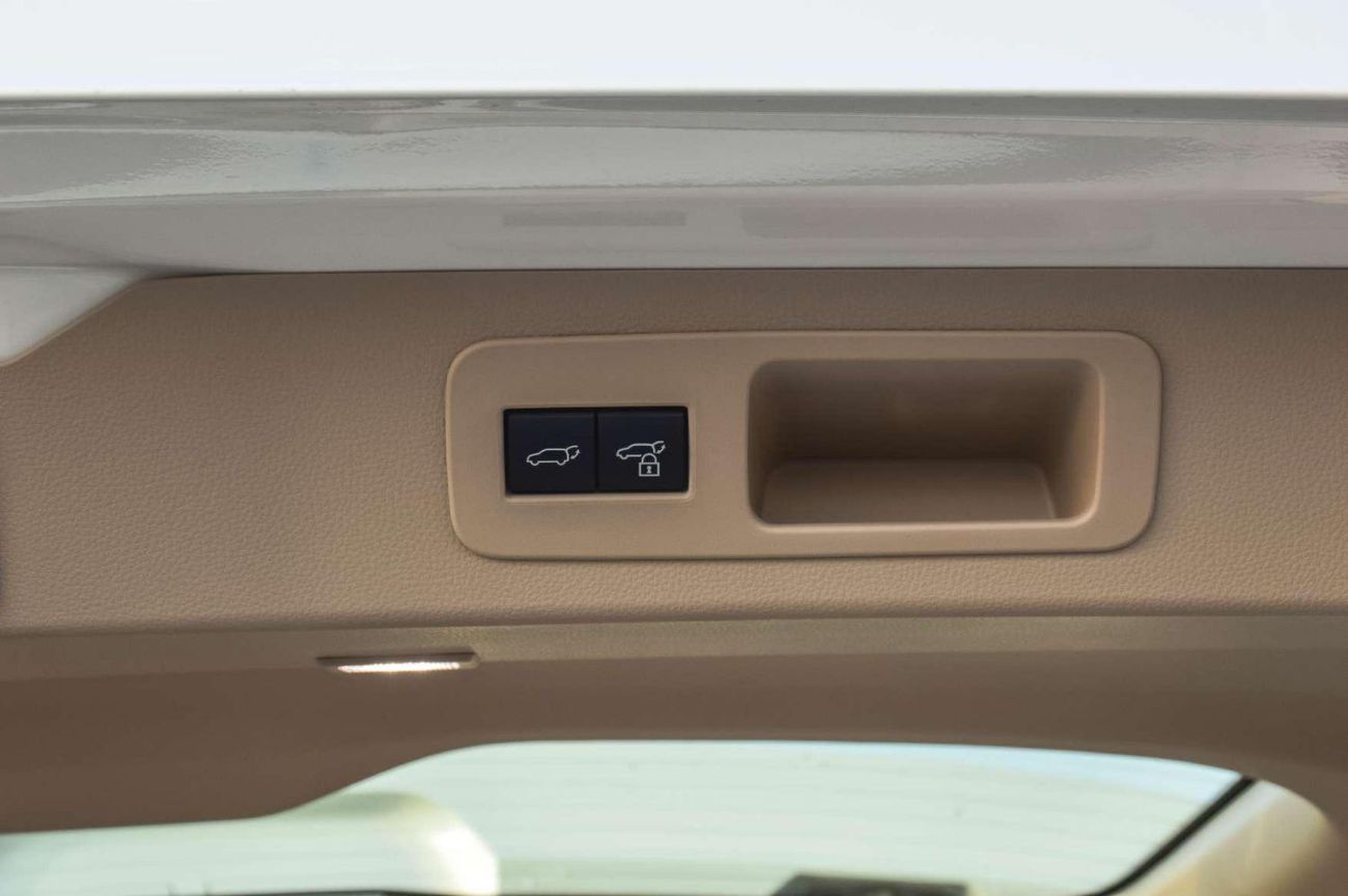 تويوتا لاند كروزر GXR 4.0L TOYOTA LAND CRUISER GX.R 4.0L 4WD PETROL SUV 2025