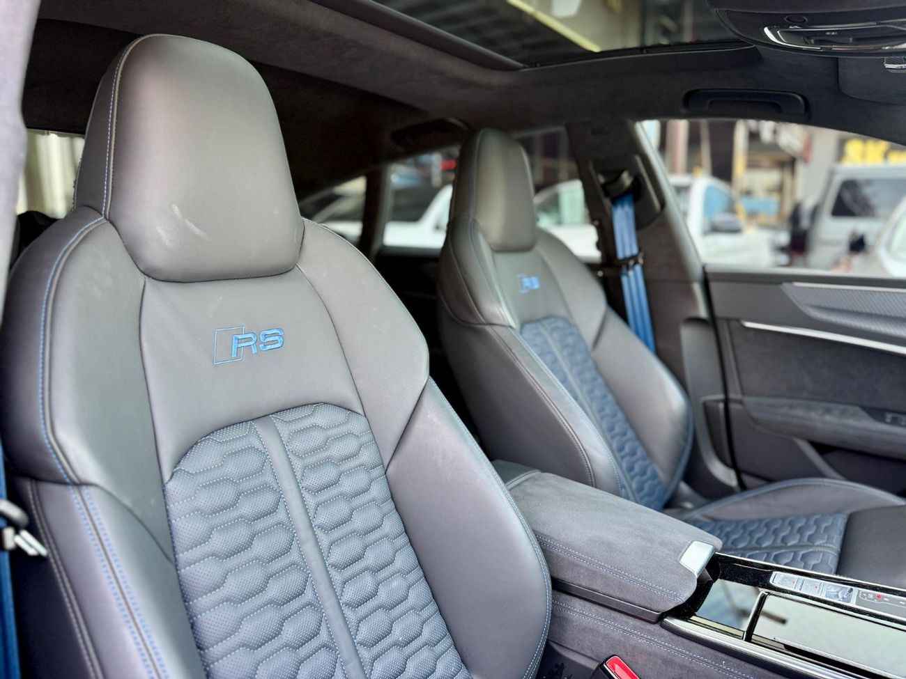 Audi RS7 TFSI quattro 4.0L