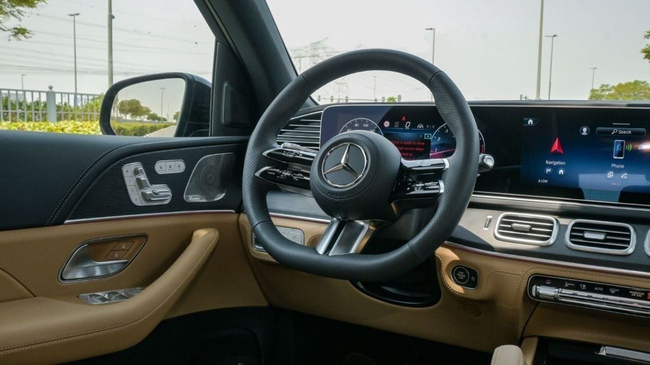 مرسيدس بنز GLS 450 Mercedes-Benz|GLS450 Night Package |New Facelift|GCC|2024|23 Alloy Wheels|Rear Screens Agency Warran