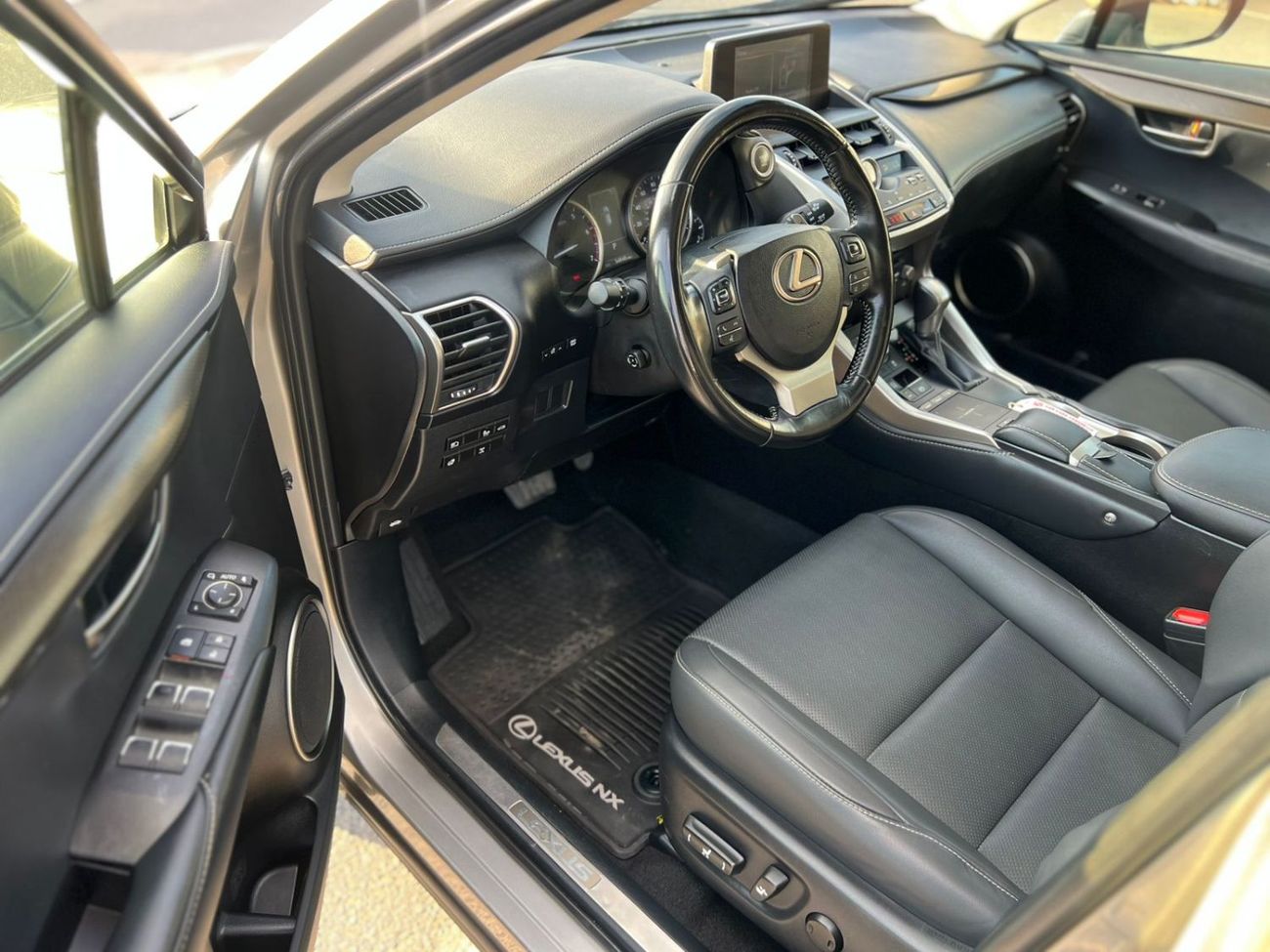 Lexus NX300 2020 Lexus NX 300 Full Option 2.0L V4 - Rear Camera & Sensor - AWD 4x4 - Sunroof - Leather Seats