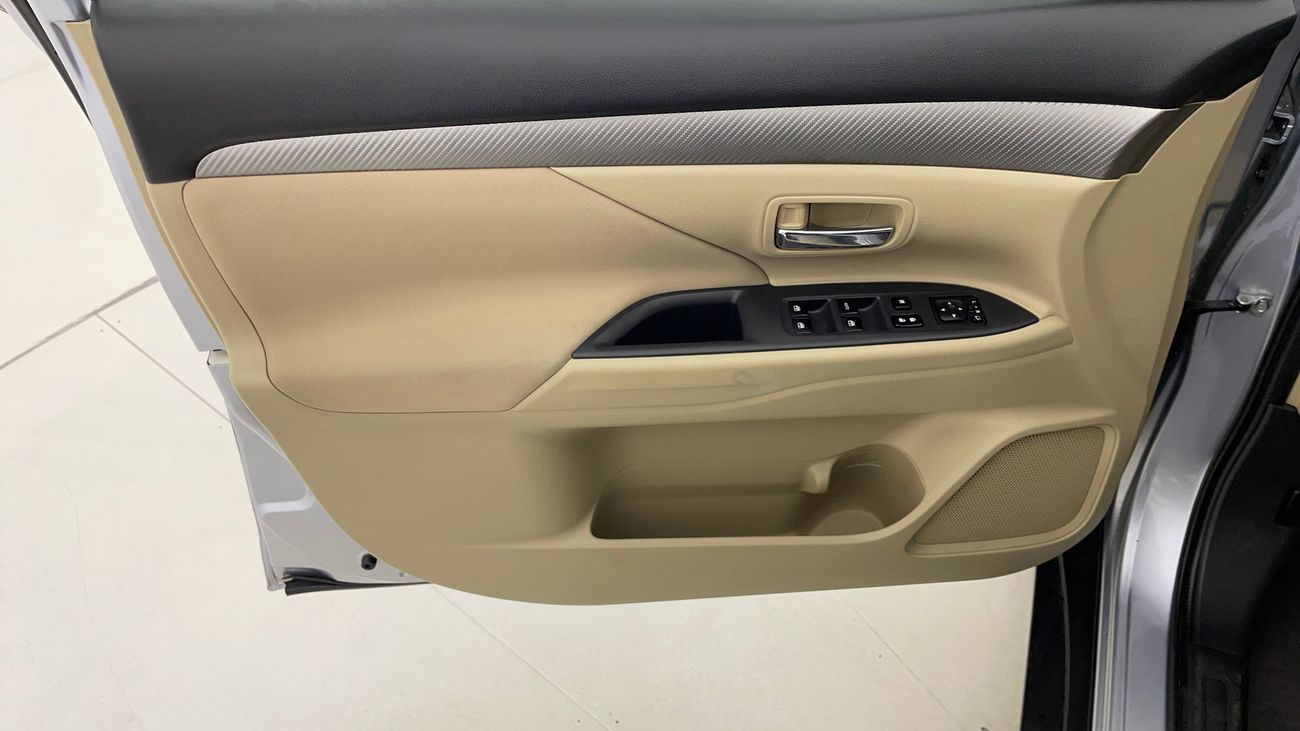 Mitsubishi Outlander GLS MIDLINE 2.4 | Zero Down Payment | Home Test Drive