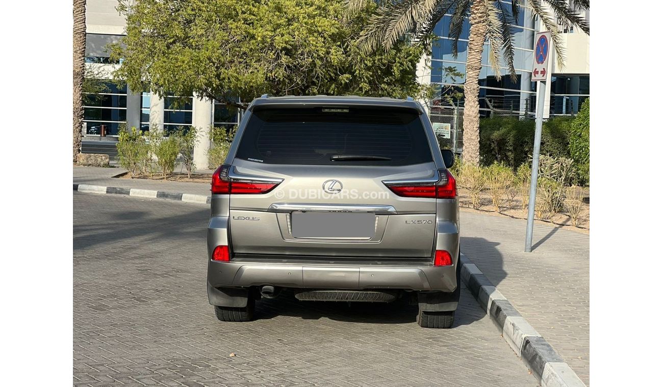 Lexus LX 570 || FSH || Warranty til 2024 || Original Paint || GCC || Pristine Condition