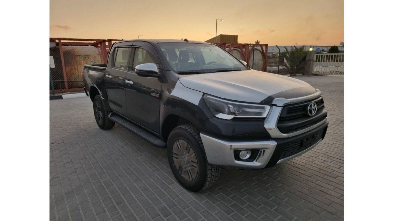 تويوتا هيلوكس DC DIESEL 2.4L 4x4 6AT FOR EXPORT