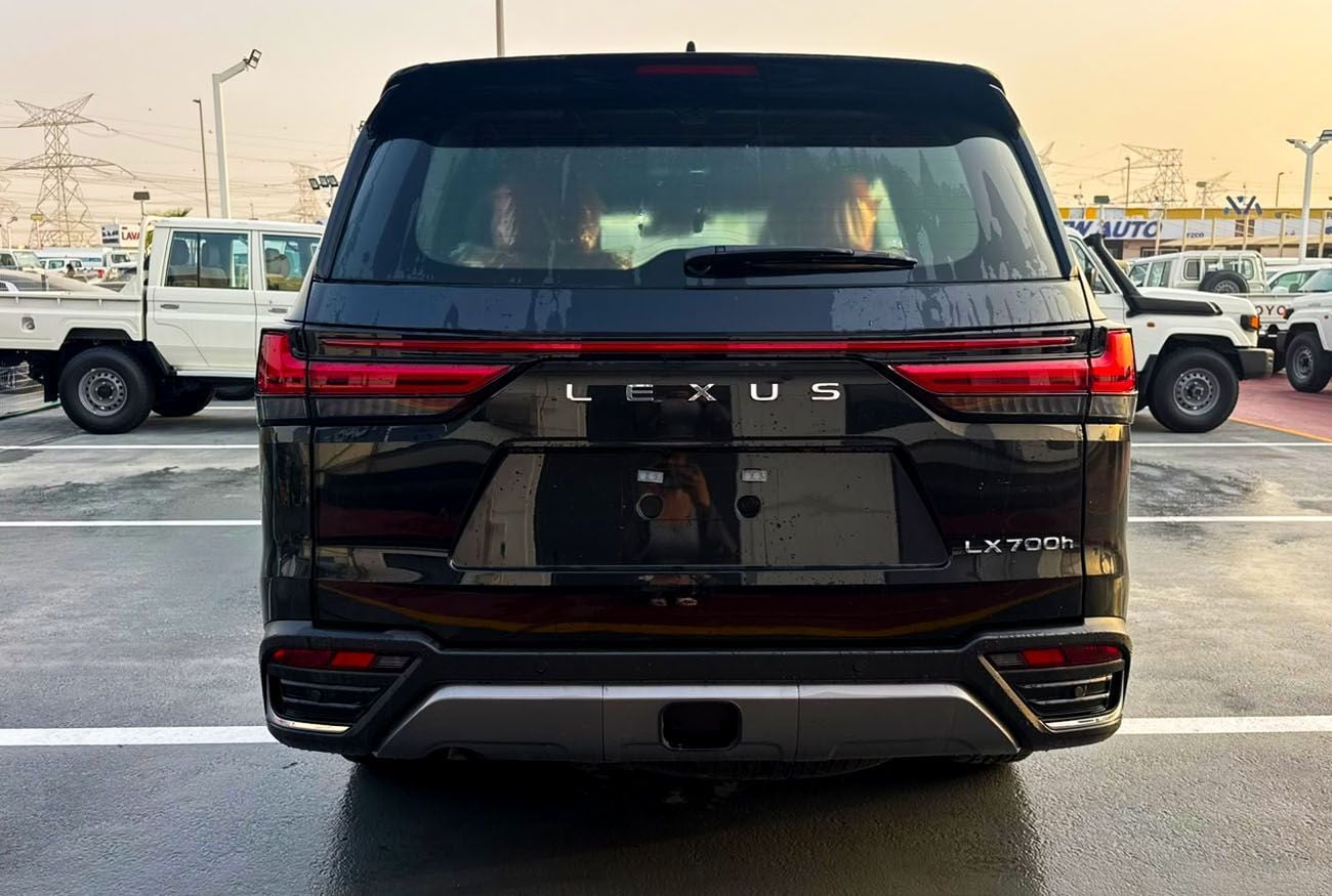 لكزس LX 700h VIP