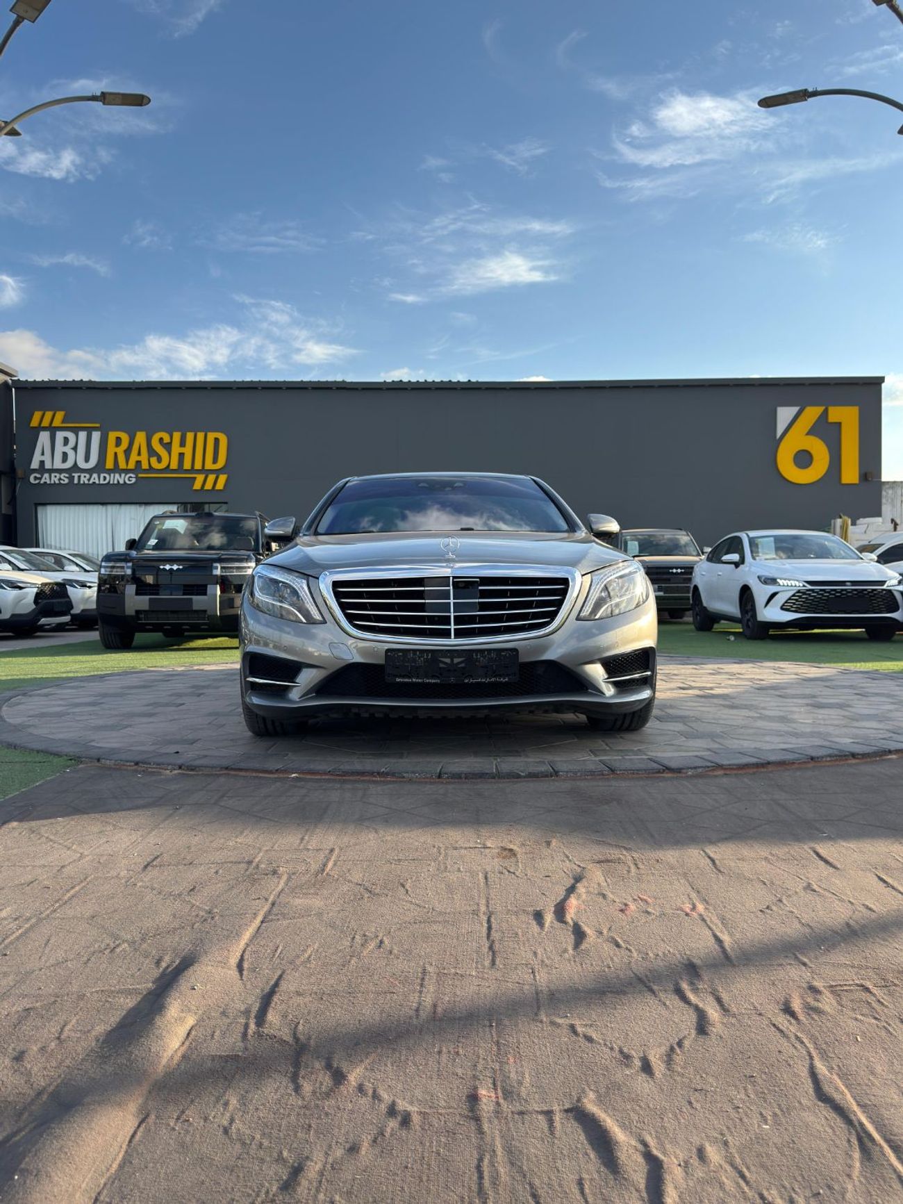 مرسيدس بنز S 500 Std 4.7L