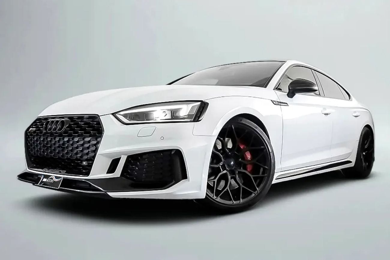 Audi RS5 STANDARD