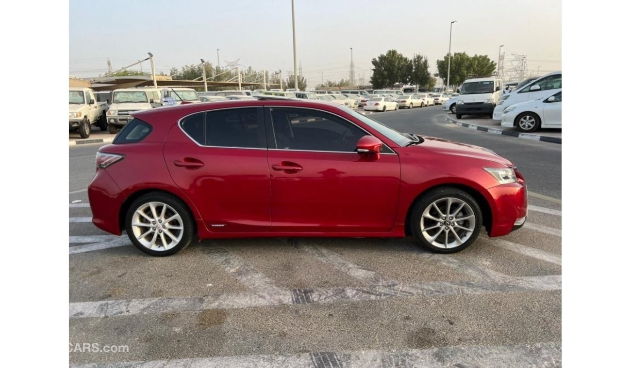 Lexus CT 200h 2011 Lexus CT 200H Hybrid Full Option Very Well Maintained Vehicle