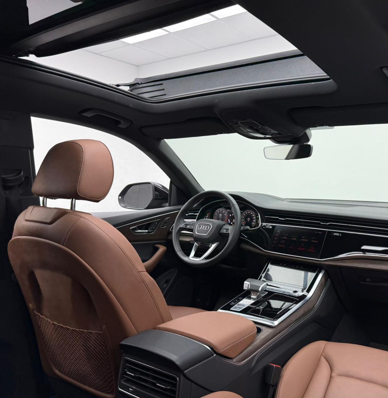 Audi Q8 2024 Audi Q8 Progress 55 TFSI Quattro, 2029 Audi Warranty + Service Pack, Low Km, Fully Loaded, GCC