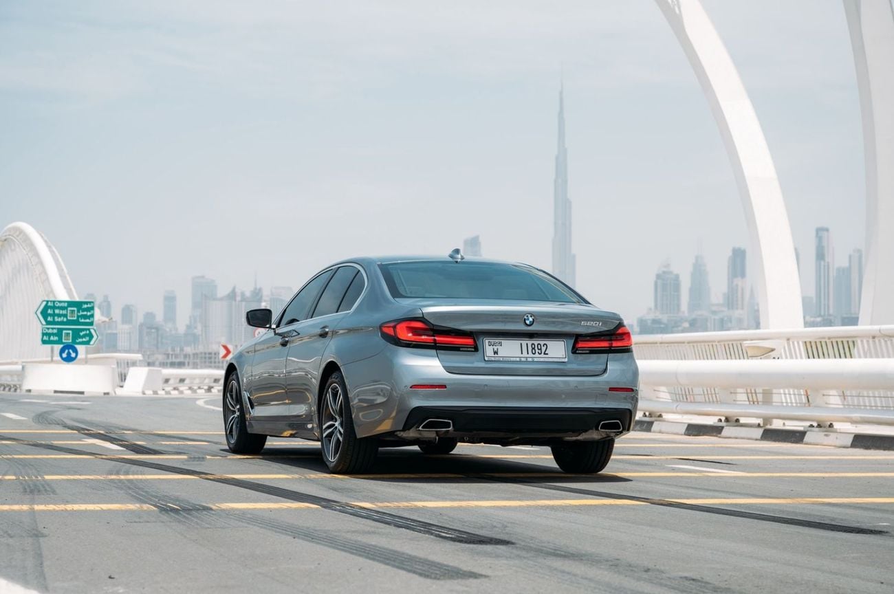 بي أم دبليو 520i BMW 5 Series 520 2021 مواصفات خليجية